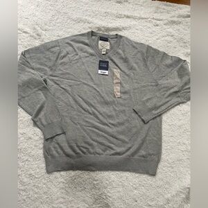 St. John's Bay V-Neck Sweater in Light Gray
